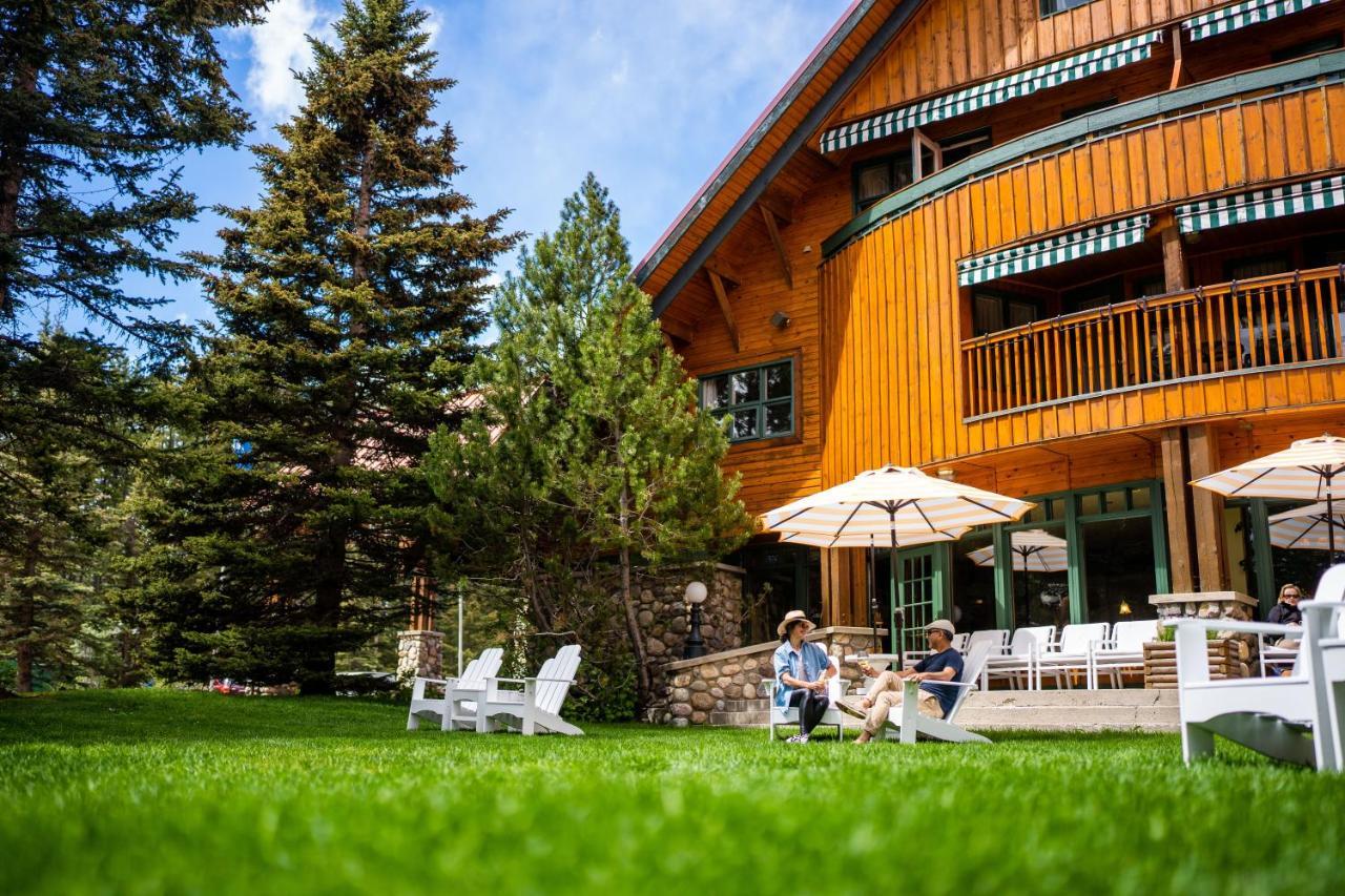 Post Hotel & Spa Лейк-Луиз Экстерьер фото